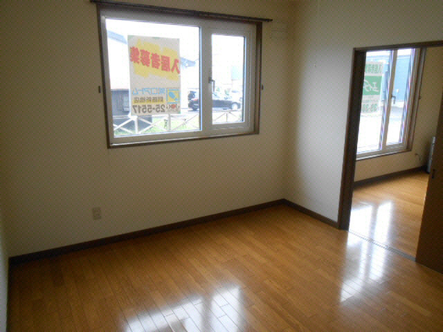 光昭ハイツの居間・リビング