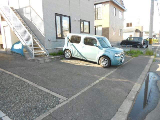 光昭ハイツの駐車場