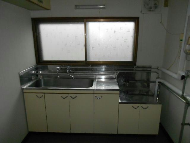 北園１－９－１２テラスハウスのキッチン