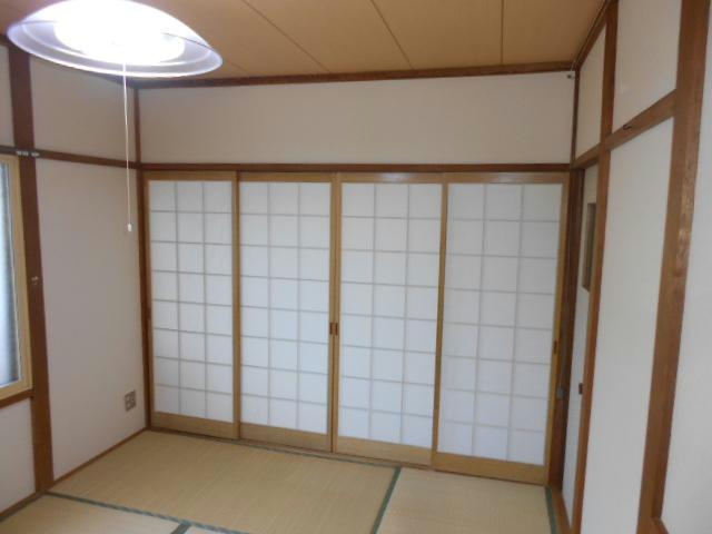 北園１－９－１２テラスハウスの和室