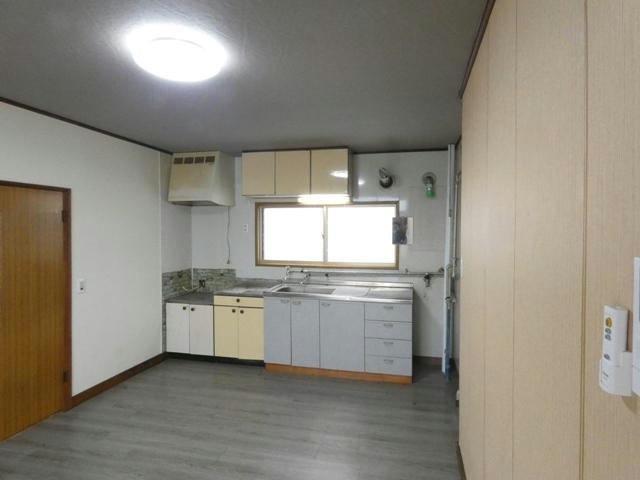 阿部ハイツの居間・リビング