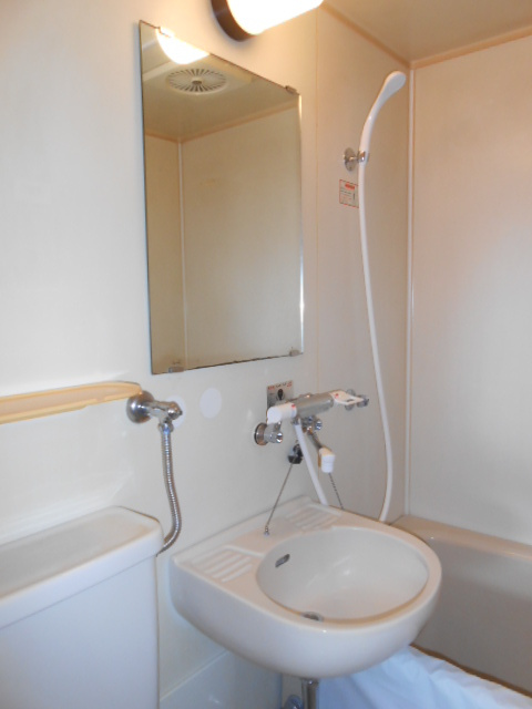 愛国たかとハイツの洗面所