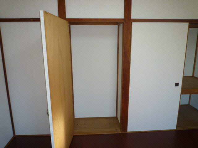愛国たかとハイツの収納