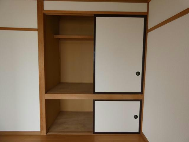 コーポラス丹波の収納