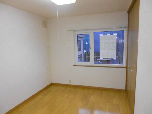 まるきハイツの居間・リビング