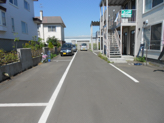 コーポＹＯＵの駐車場