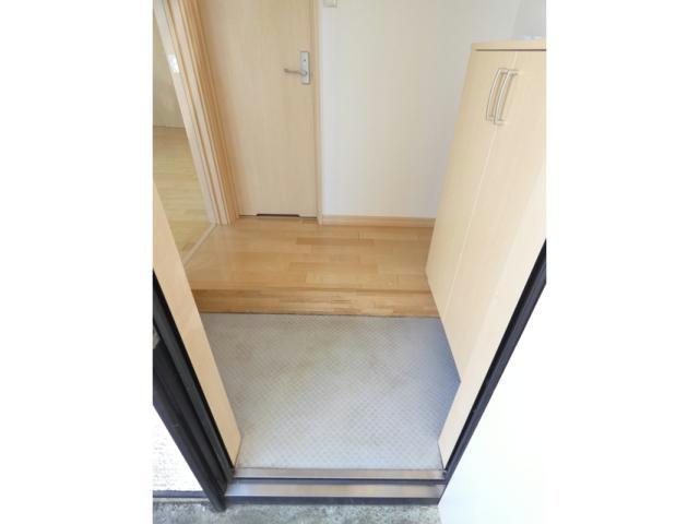 コーポＹＯＵの玄関