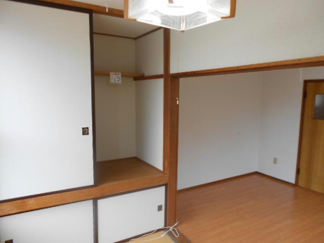 ハイツオックスの和室