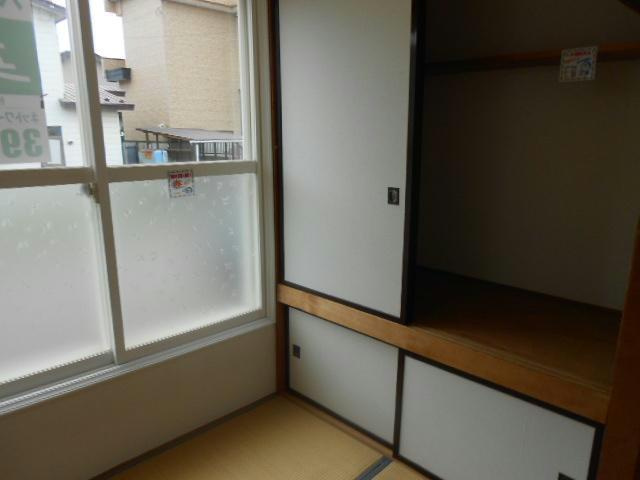 ハイツオックスの和室