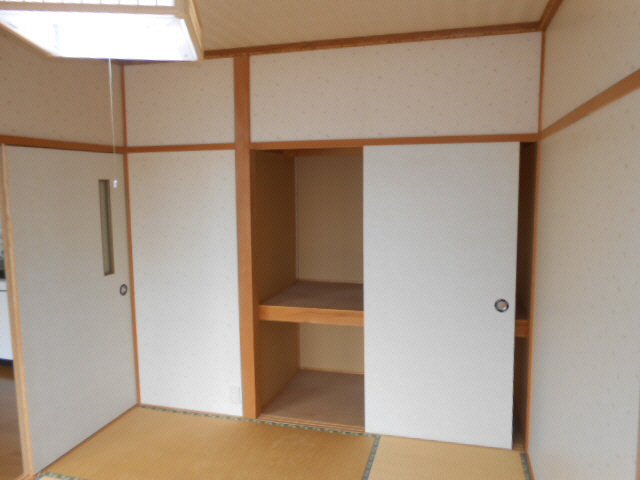 コーポあずまの収納