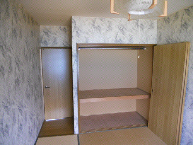 カネスハイツⅡの収納