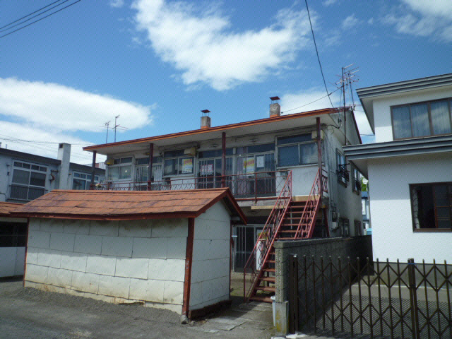 丹頂マンションの外観