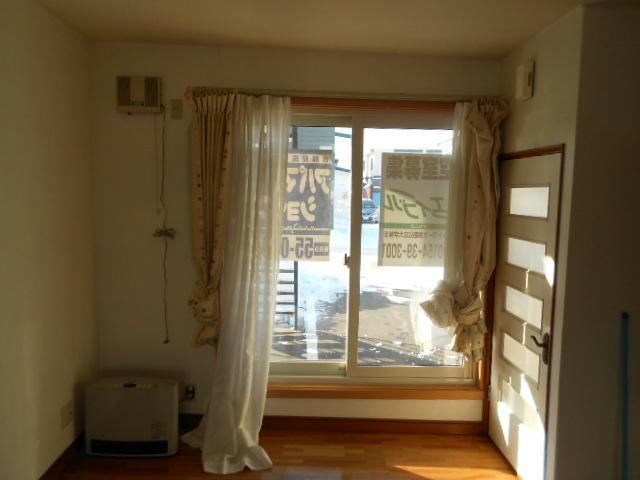 コーポ翠の居間・リビング