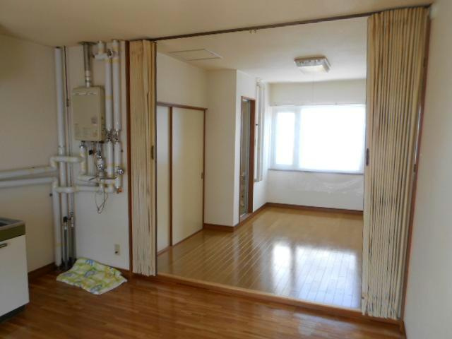 コーポ翠の居間・リビング