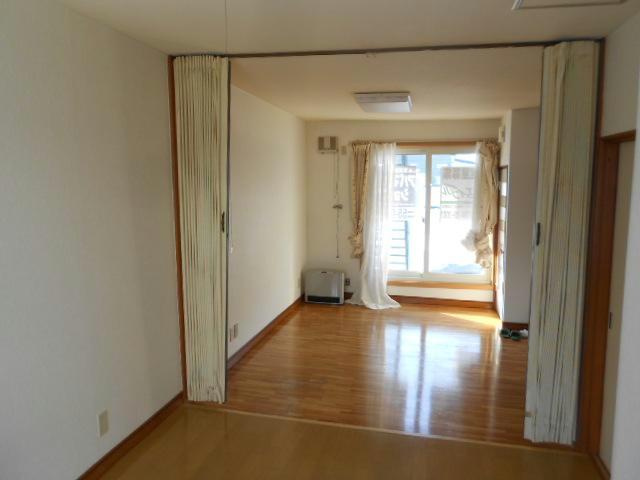 コーポ翠の居間・リビング