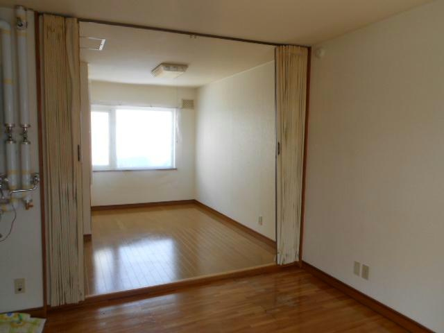 コーポ翠の居間・リビング