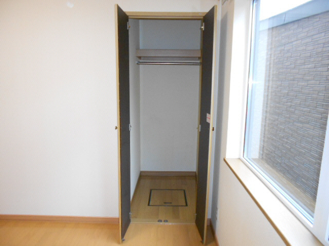 ハイツ雄飛の収納