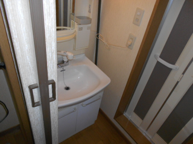 ハイツ雄飛の洗面所