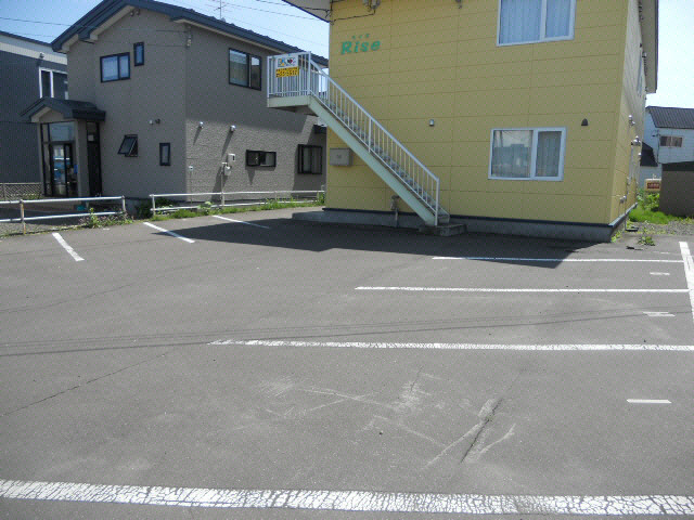 Ｒｉｓｅ（ライズ）の駐車場