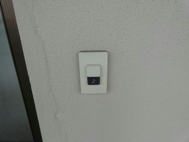 中井マンションの玄関