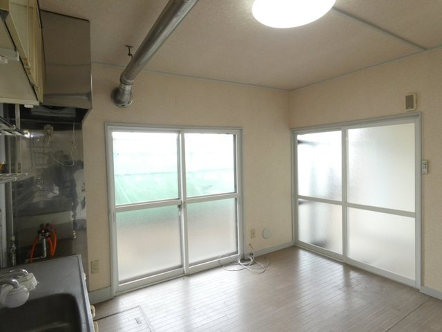 中井マンションの居間・リビング