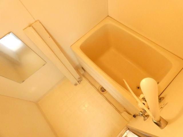 ハイネスコーポの浴室
