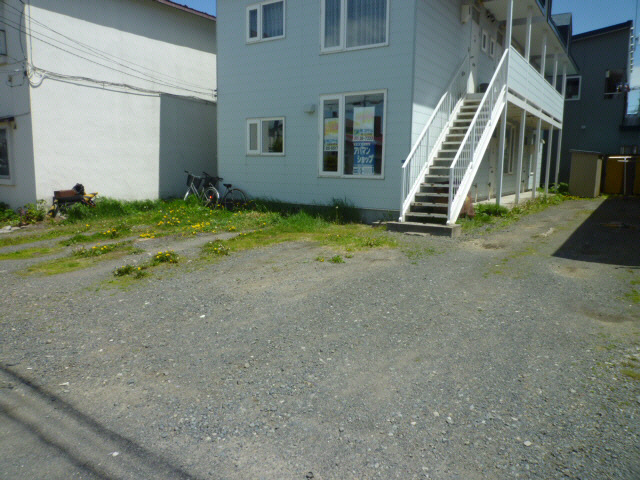 鈴木マンション１の駐車場