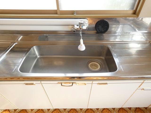 リバーハイツＡのキッチン