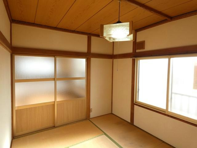 リバーハイツＡの居間・リビング