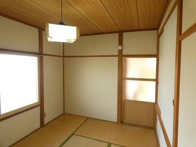 リバーハイツＡの居間・リビング