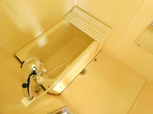 リバーハイツＡの浴室