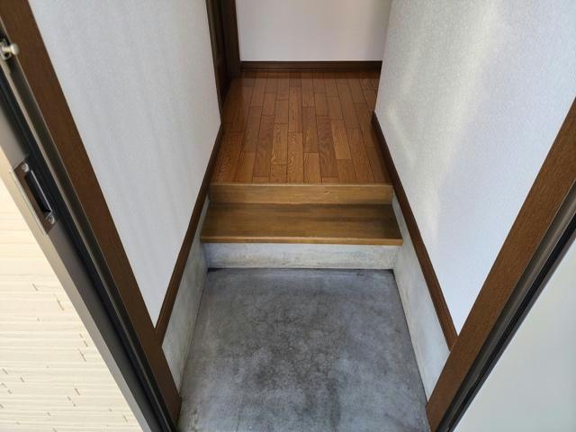 ハイツトトロの玄関