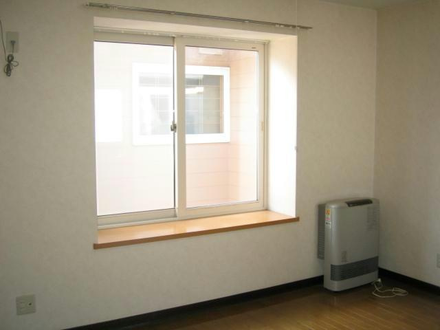 ＥＰＯＣＨ光和(ｴﾎﾟｯｸｺｳﾜ)の居間・リビング