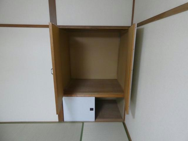 高橋マンションの収納