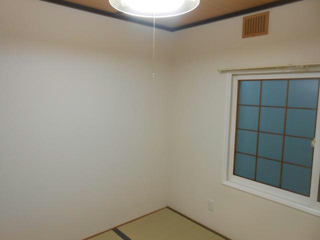 ハッピーハイツの居間・リビング