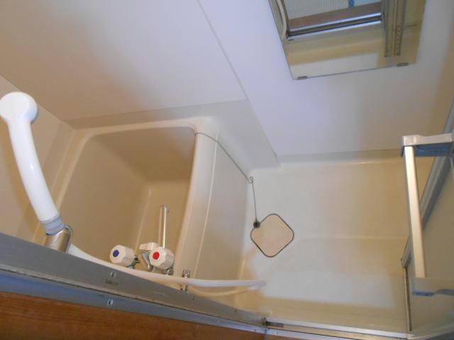 ハッピーハイツの浴室