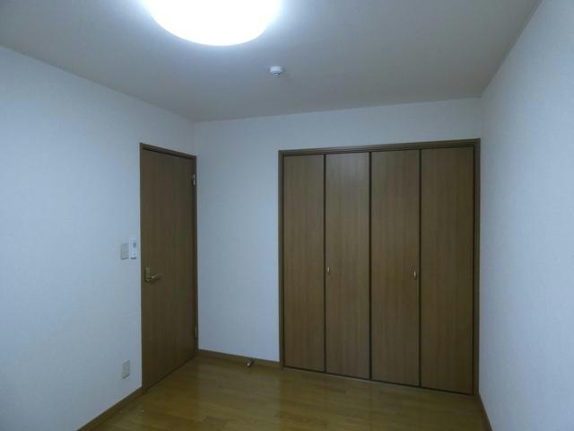 ハイツエミールⅡの洋室