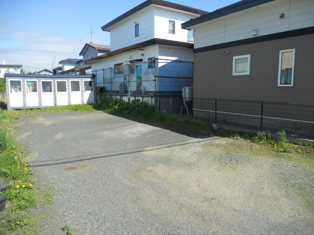 ファインいずみの駐車場