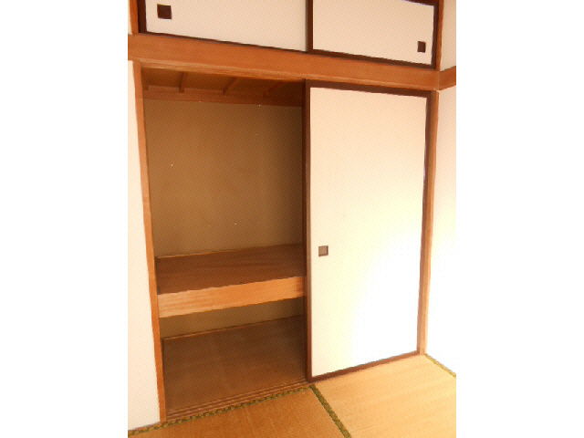 レジデンスウエダＮｏ．３の収納