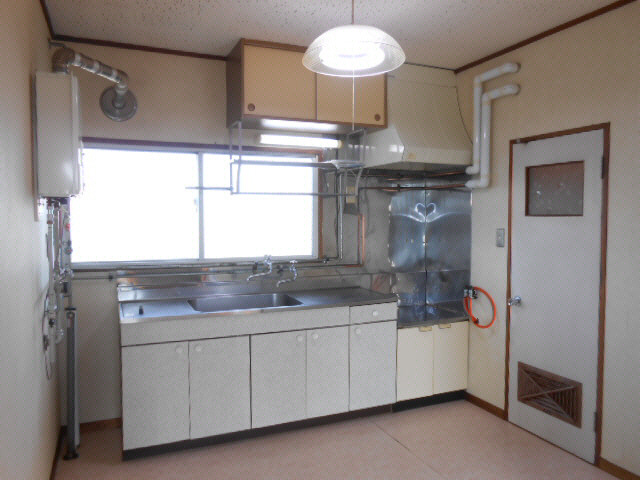 レジデンスウエダＮｏ．３のキッチン