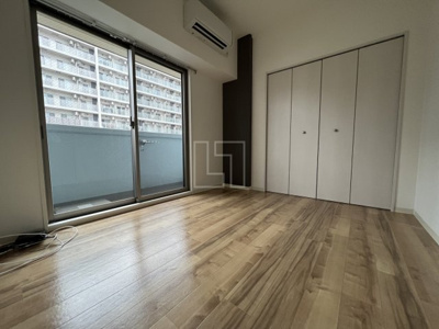 【居間・リビング】 | BLUE西長堀 | BLUE西長堀（ブルー西長堀）　洋室