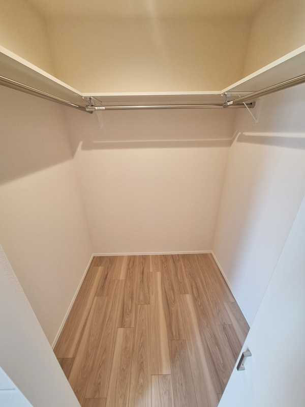 イル・ラシーヌⅣの洋室