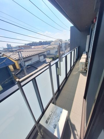 イル・ラシーヌⅣの外観