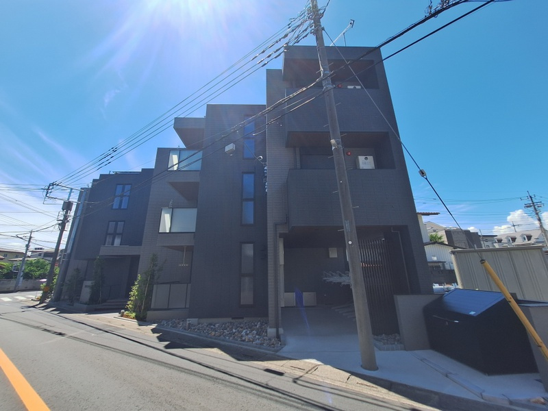 イル・ラシーヌⅣのエントランス