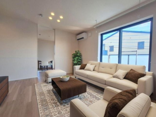 イル・ラシーヌⅣの居間・リビング