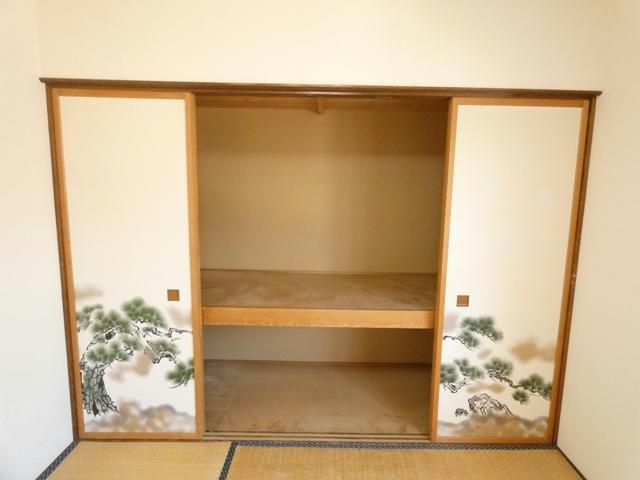 拓穂ハイツ（若葉４－４５）の収納