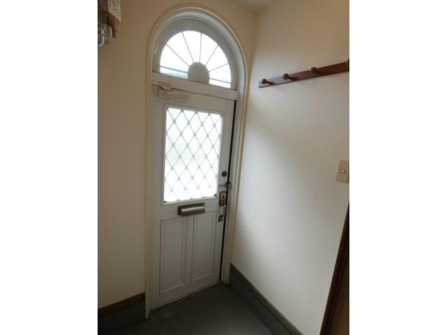 拓穂ハイツ（若葉４－４５）の玄関