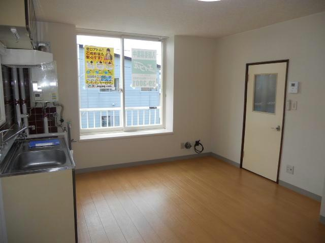 ビクトリーハイツの居間・リビング