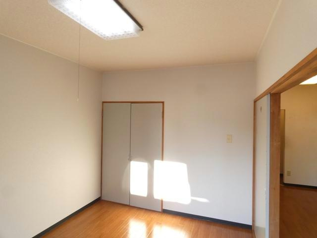 グレイヒルズＢの洋室