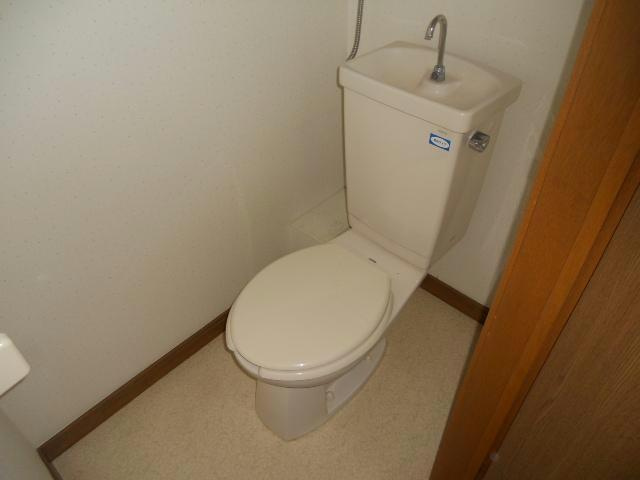 金盛マンションのトイレ